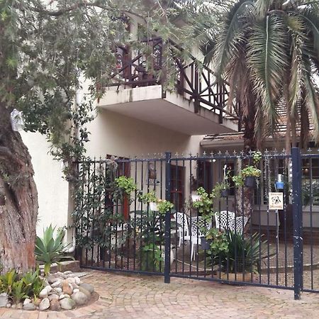 Mavilla Stellenbosch B&B מראה חיצוני תמונה